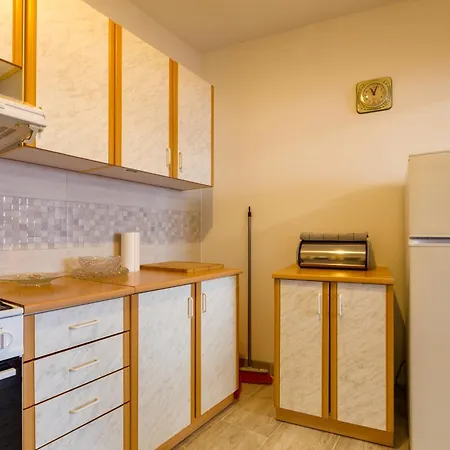 Hana Apartamento Mali Lošinj